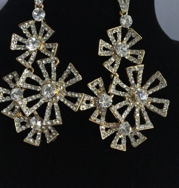 J0198 Star Diamonte Earrings