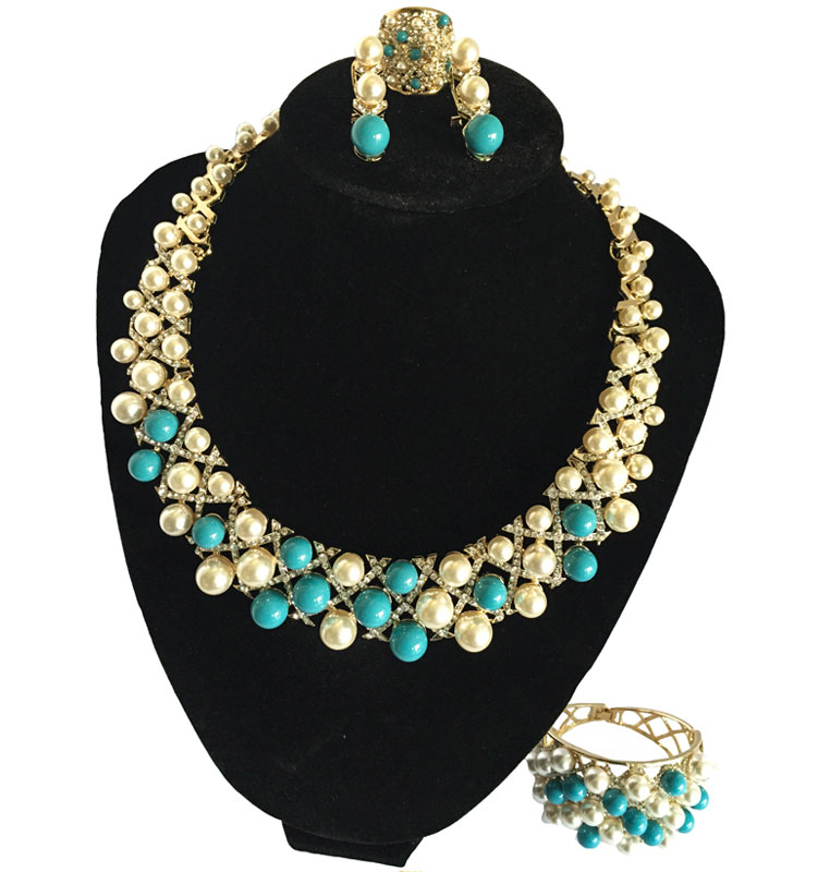 J0152 Blue Royal Pearls Set Necklace