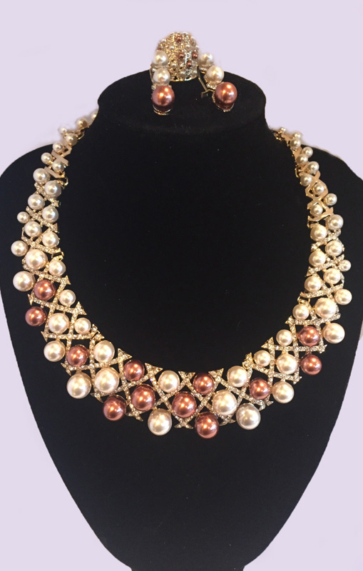 J0189 Bronze Royal Pearls Set