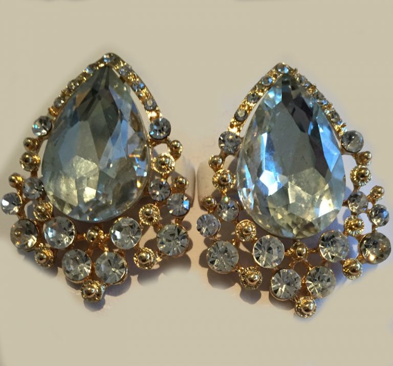 J0211 Clear Crystal and Gold Earrings