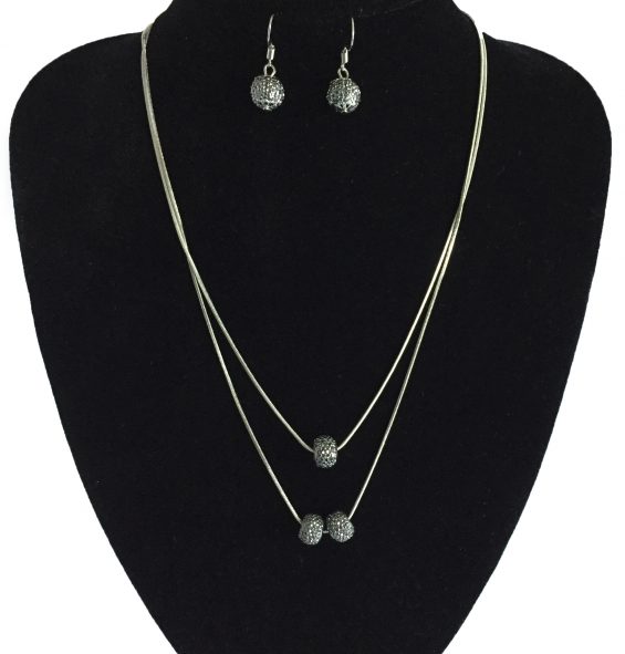 J0283 Silver pendant set £14.99