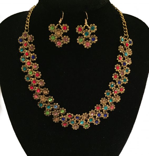 J0293 Muti -coloured set £22.99